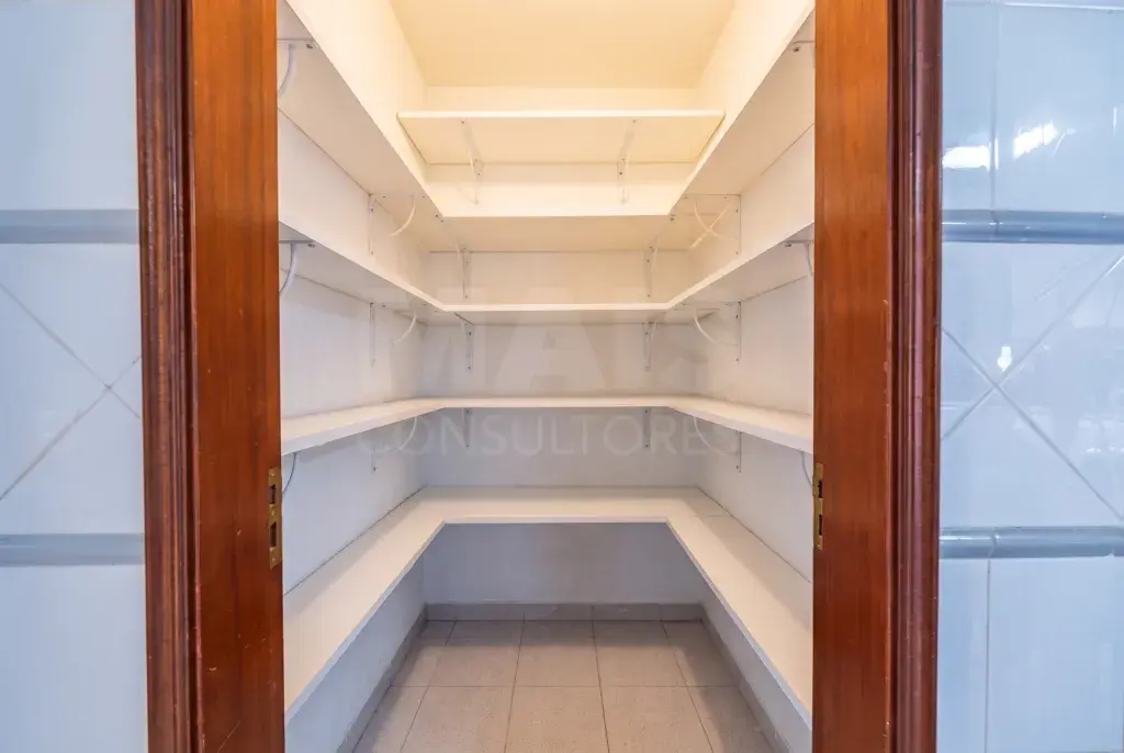 Apartamento em Santo Onofre e Serra do Bouro: Apartamento T3 Renovado com Garagem Box – Cidade Nova, Caldas da Rainha (12 de 30)