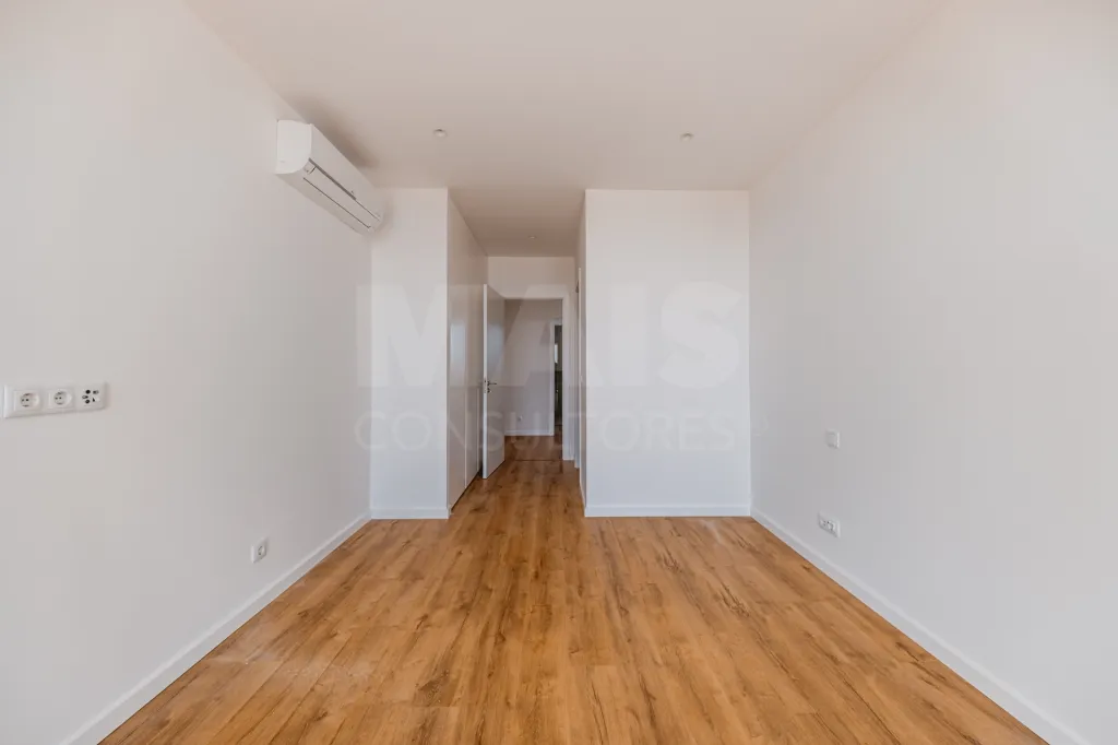 Moradia em Vau: Moradia T5 com Piscina - Vista Golfe e Mar (28 de 72)