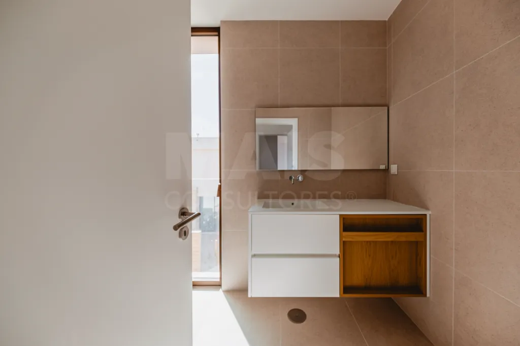 Moradia em Vau: Moradia T5 com Piscina - Vista Golfe e Mar (35 de 72)