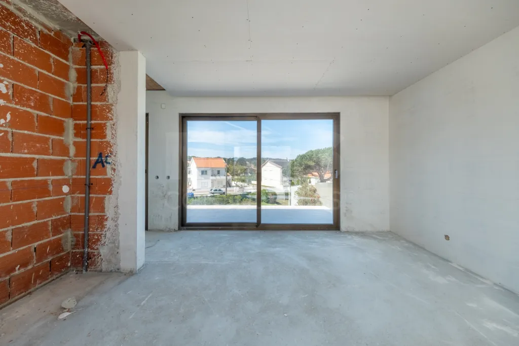 Moradia em Tornada e Salir do Porto: Moradia T3 (3 Suítes) com piscina e jardim - Salir do Porto (35 de 45)