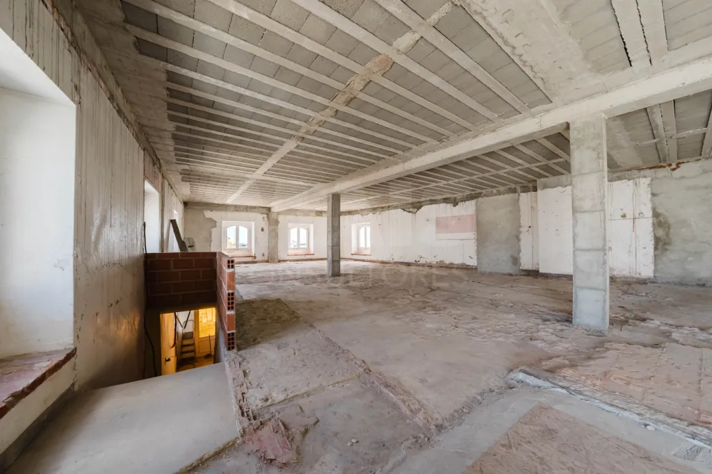 Prédio em Peniche: Prédio Exclusivo de 600 m² na Avenida Mais Prestigiada de Peniche com Vista Mar (20 de 24)