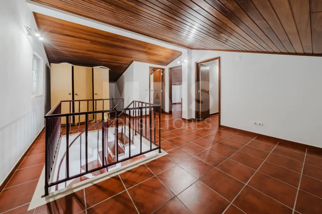 Moradia em Atouguia da Baleia: Moradia T3 com Logradouro (24 de 34)