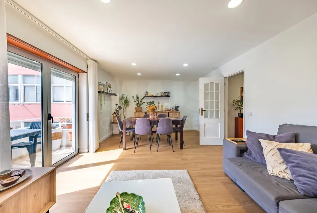 Apartamento em Santo Onofre e Serra do Bouro: Apartamento T3 Renovado com Garagem Box – Cidade Nova, Caldas da Rainha (29 de 30)